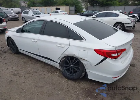 2015 Hyundai Sonata Se z USA, uszkodzony, nr VIN 5NPE24AFXFH230764